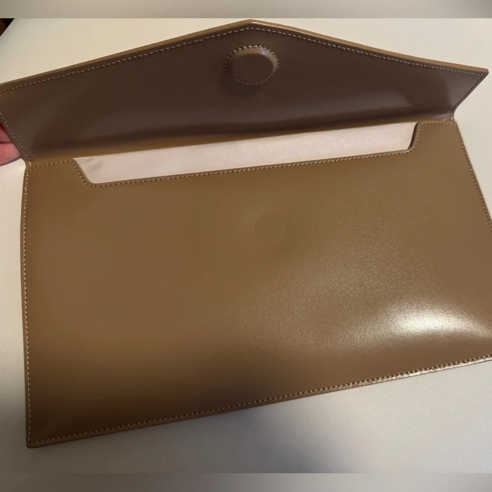 Saint Laurent Uptown Pouch Clutch - Picture 5 of 7